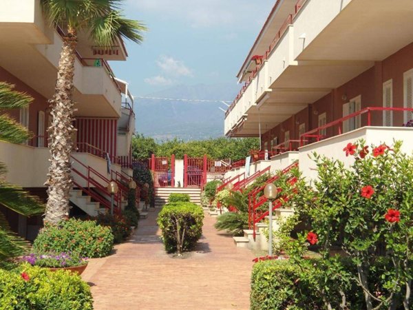 appartamento in vendita a Riposto in zona Torre Archirafi