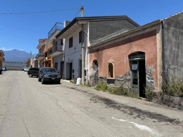 casa indipendente in vendita a Riposto in zona Carruba