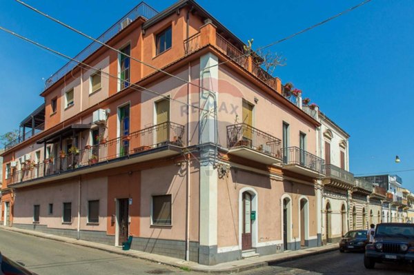 casa indipendente in vendita a Riposto