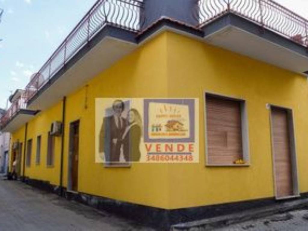 casa indipendente in vendita a Riposto