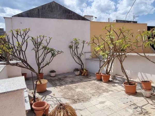 casa indipendente in vendita a Riposto