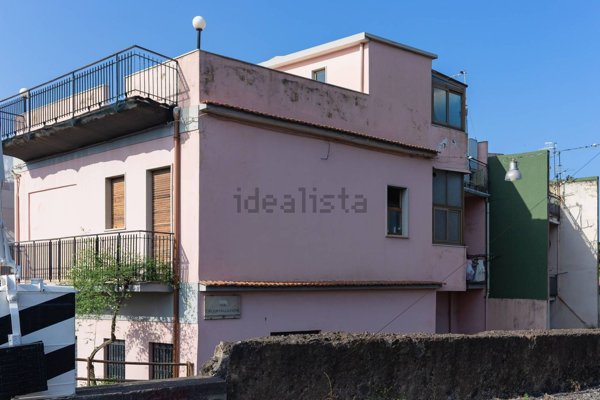 casa indipendente in vendita a Riposto