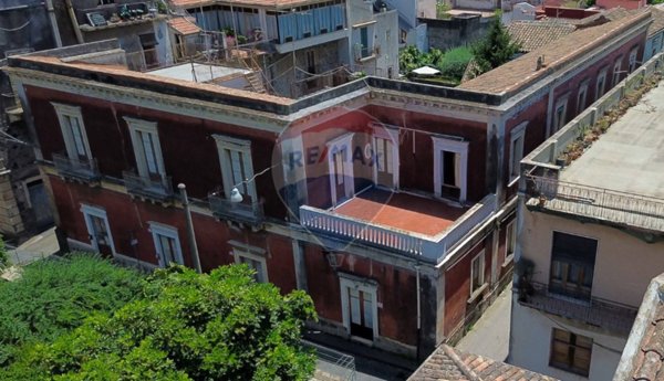casa indipendente in vendita a Riposto