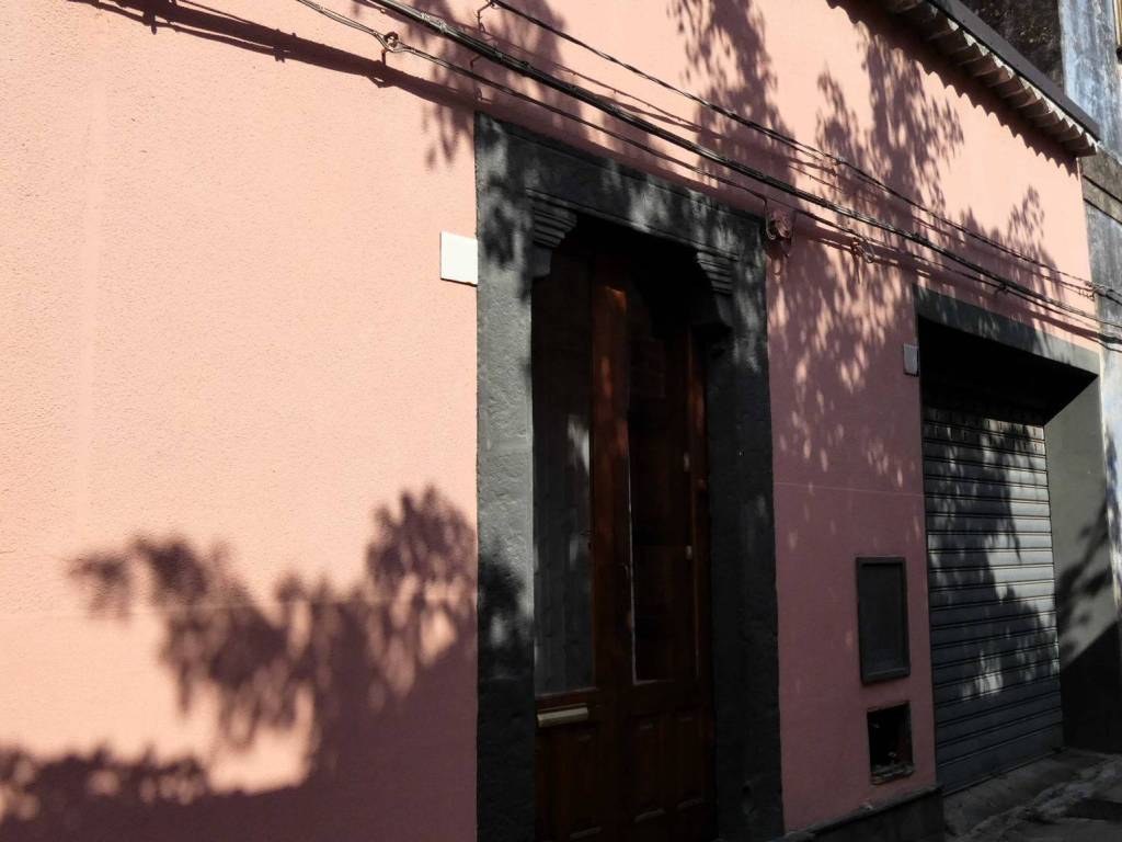 casa indipendente in vendita a Riposto