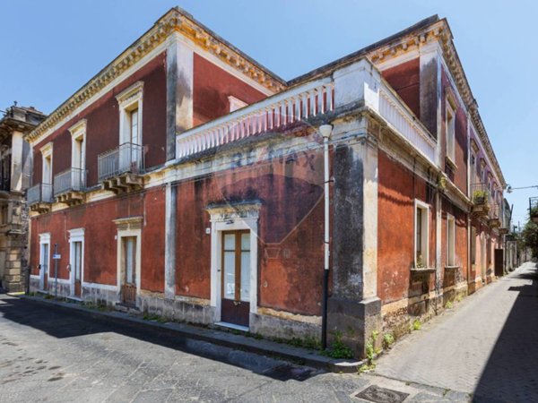 casa indipendente in vendita a Riposto