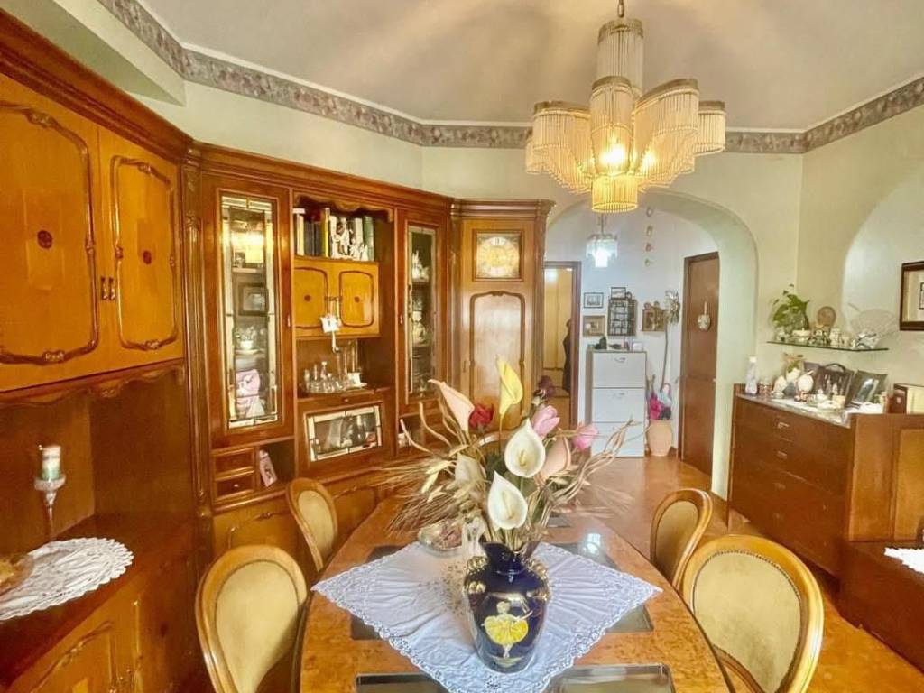 intera palazzina in vendita a Riposto