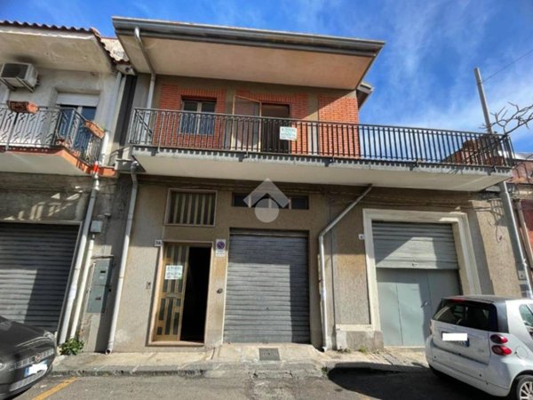 casa indipendente in vendita a Riposto