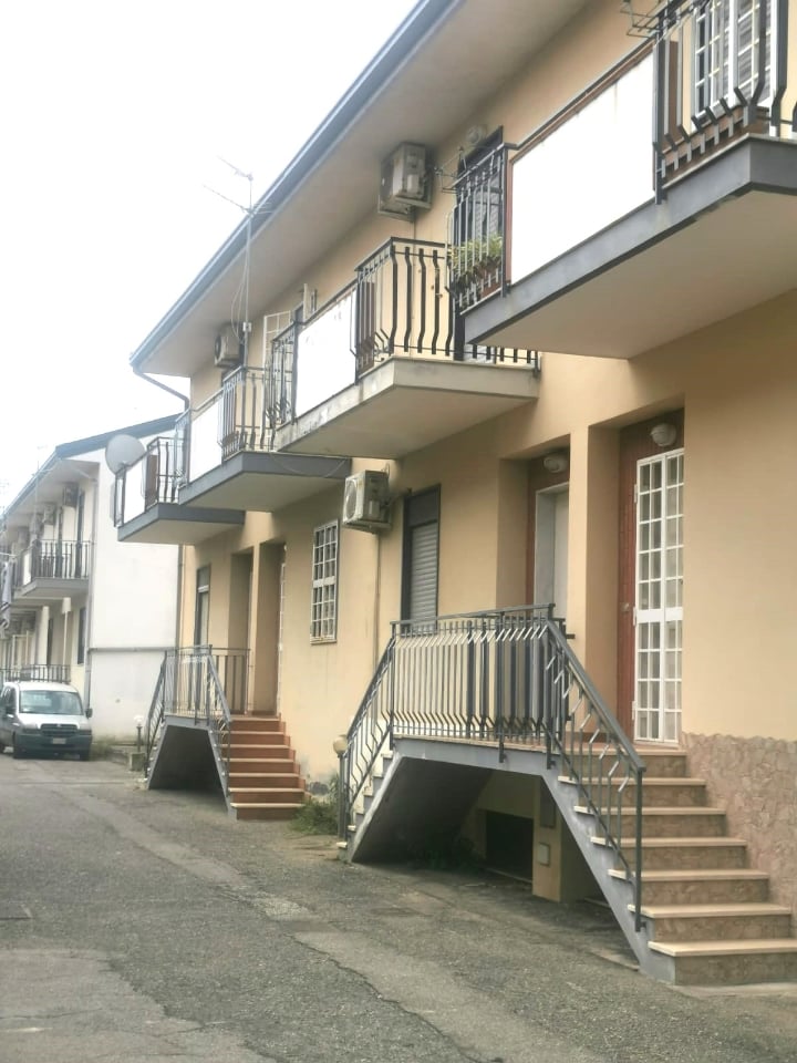 appartamento in vendita a Riposto in zona Torre Archirafi