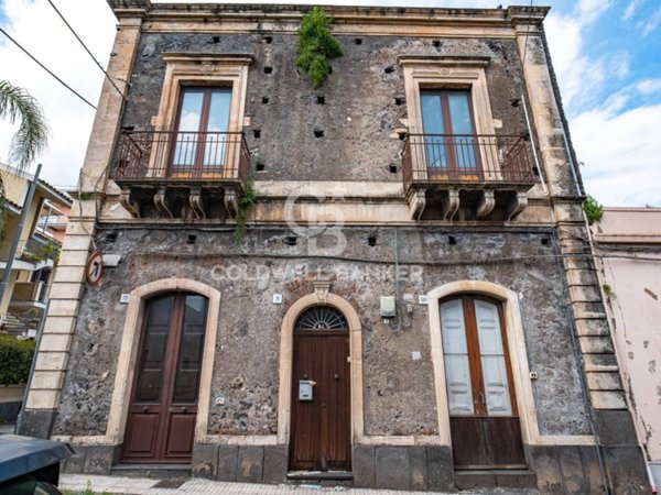 casa indipendente in vendita a Riposto