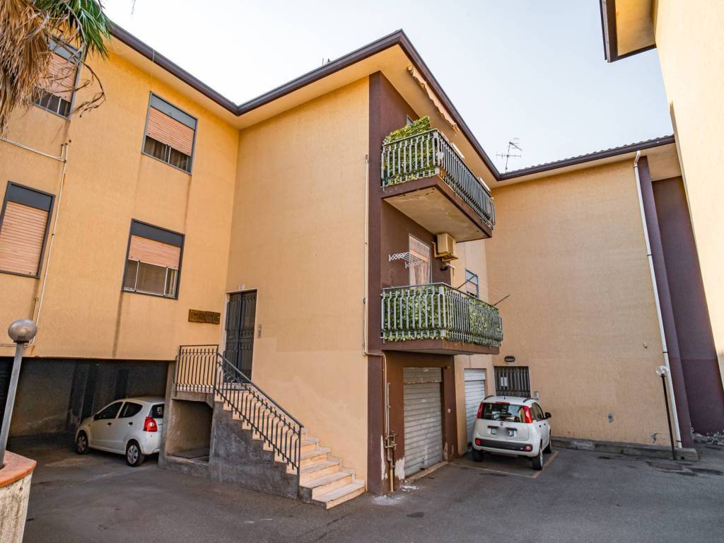 appartamento in vendita a Riposto in zona Archi