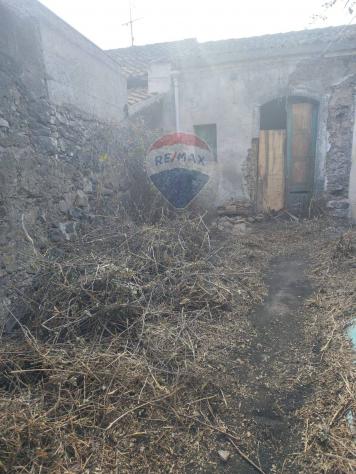 casa indipendente in vendita a Riposto in zona Torre Archirafi