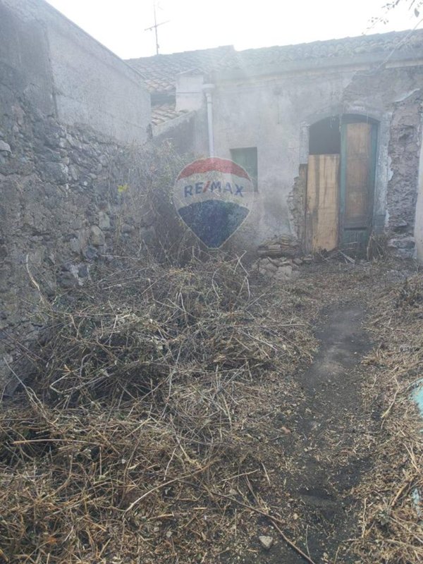 casa indipendente in vendita a Riposto in zona Torre Archirafi