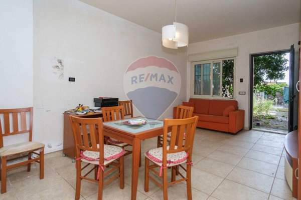 casa indipendente in vendita a Riposto