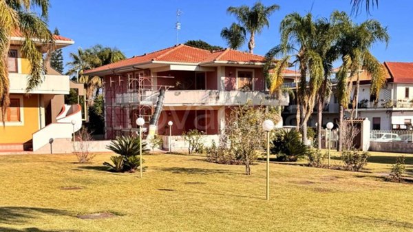 appartamento in vendita a Riposto in zona Torre Archirafi