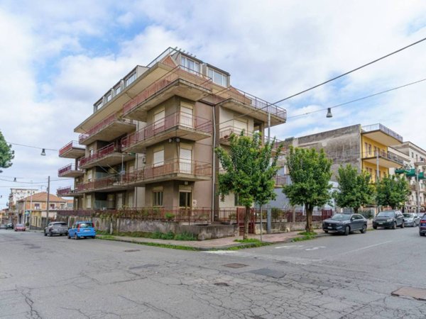 ufficio in vendita a Riposto