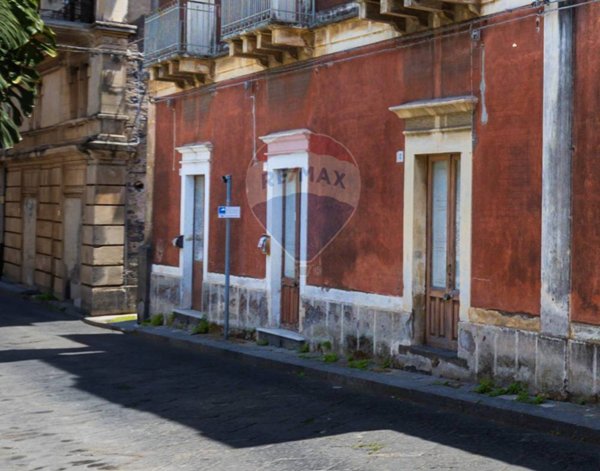 casa indipendente in vendita a Riposto