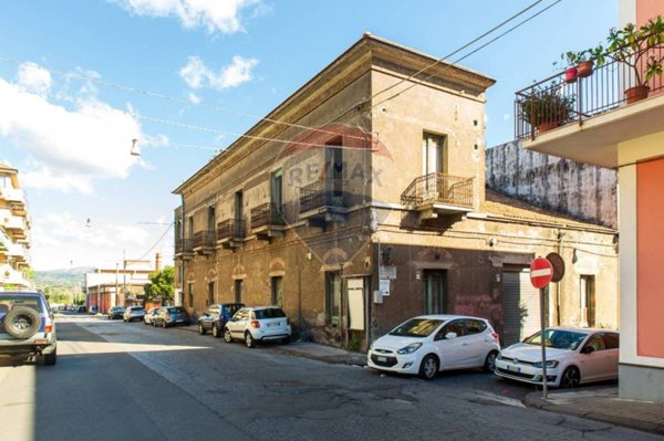 casa indipendente in vendita a Riposto