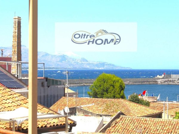 intera palazzina in vendita a Riposto