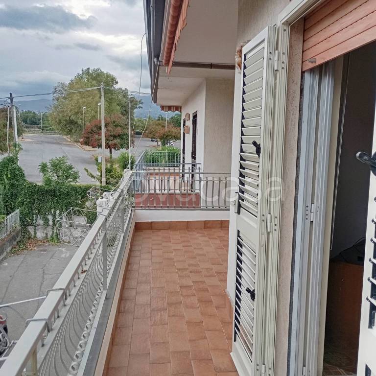 appartamento in vendita a Riposto in zona Torre Archirafi