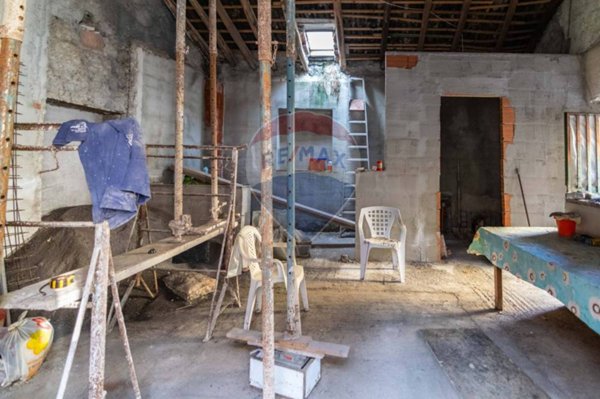 casa indipendente in vendita a Riposto