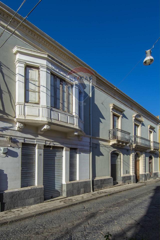 casa indipendente in vendita a Riposto