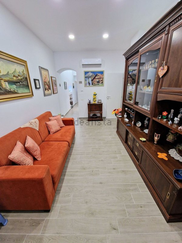 casa indipendente in vendita a Riposto