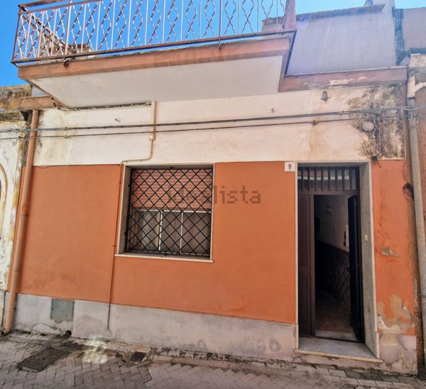 casa indipendente in vendita a Riposto