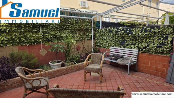 casa indipendente in vendita a Riposto in zona Torre Archirafi