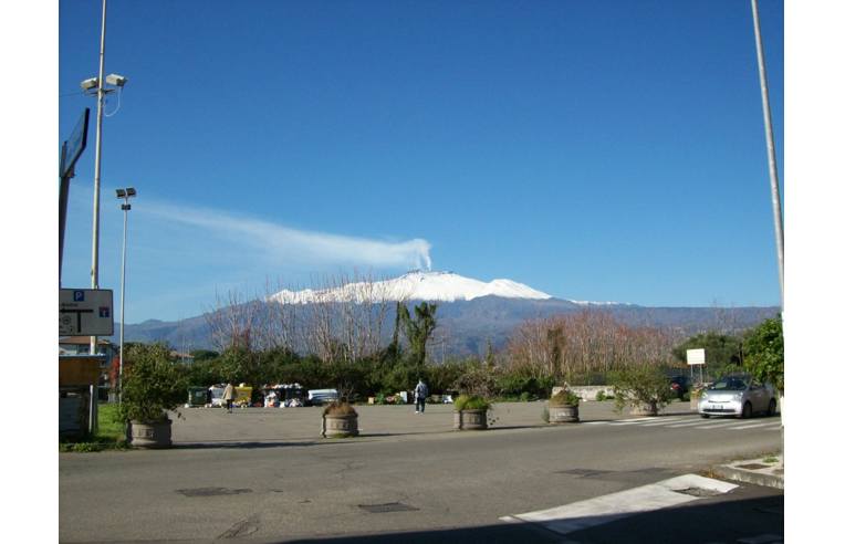 appartamento in vendita a Riposto in zona Torre Archirafi