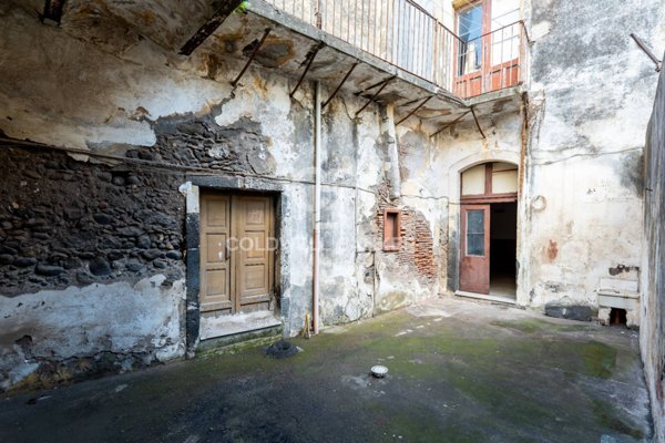 casa indipendente in vendita a Riposto