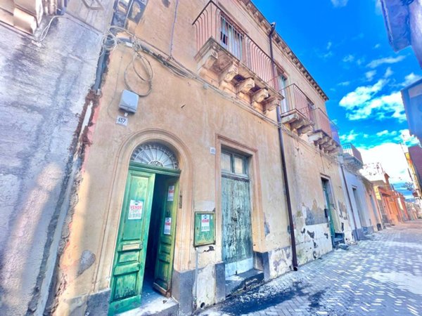 intera palazzina in vendita a Riposto