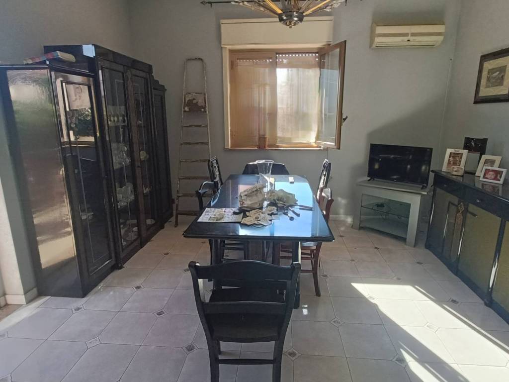 appartamento in vendita a Riposto in zona Torre Archirafi