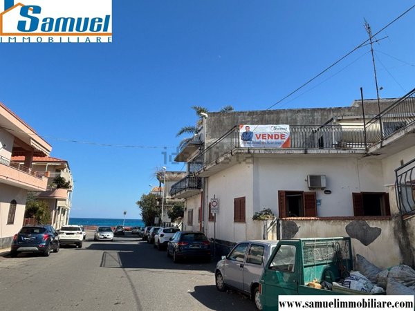 casa indipendente in vendita a Riposto in zona Torre Archirafi