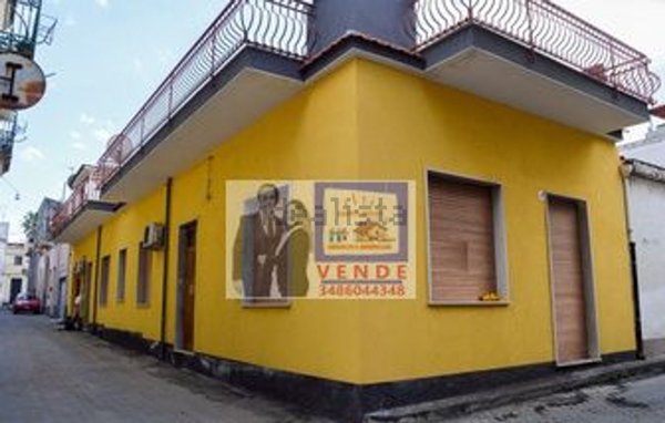 casa indipendente in vendita a Riposto