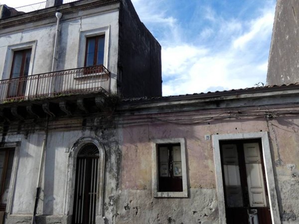 casa indipendente in vendita a Riposto