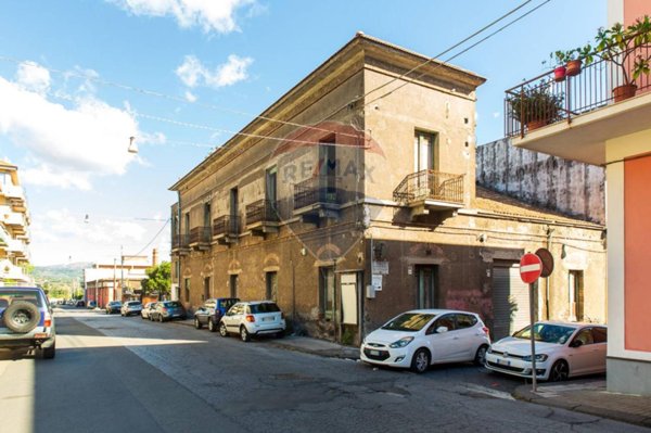 casa indipendente in vendita a Riposto