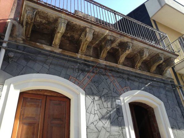 casa indipendente in vendita a Riposto