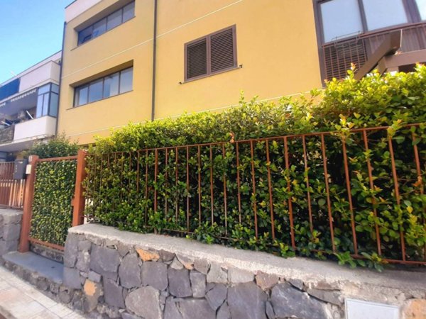 appartamento in vendita a Riposto in zona Carruba