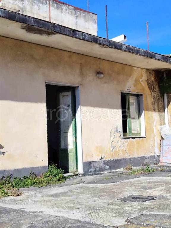 casa indipendente in vendita a Riposto