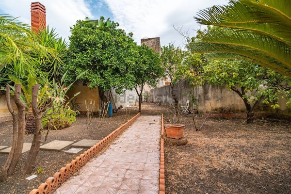 casa indipendente in vendita a Riposto