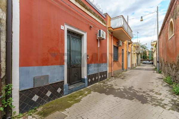 casa indipendente in vendita a Riposto
