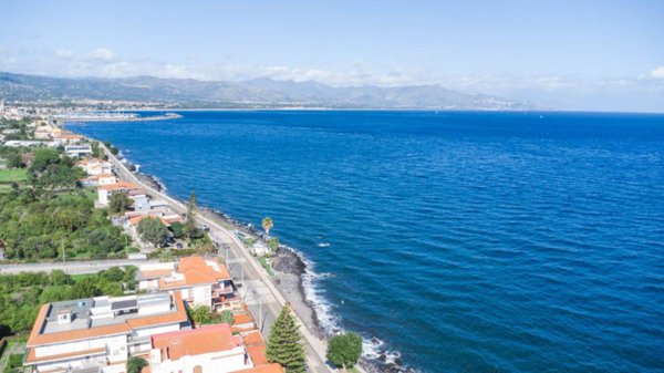 appartamento in vendita a Riposto in zona Torre Archirafi