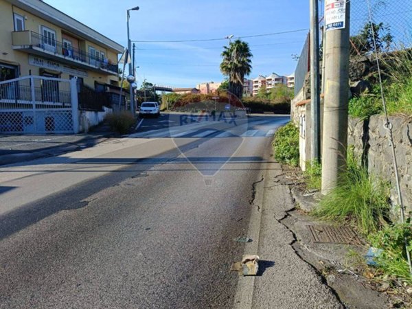 casa indipendente in vendita a Riposto