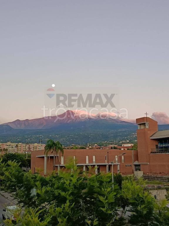 casa indipendente in vendita a Riposto