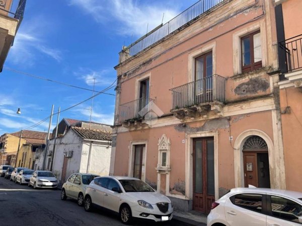 casa indipendente in vendita a Riposto