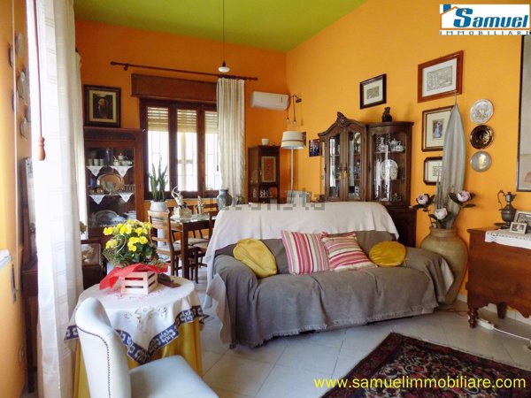 casa indipendente in vendita a Riposto in zona Torre Archirafi