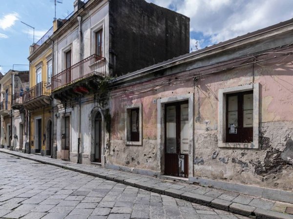casa indipendente in vendita a Riposto
