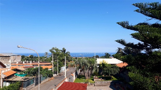 casa indipendente in vendita a Riposto in zona Carruba