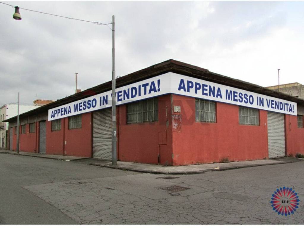 negozio in vendita a Riposto