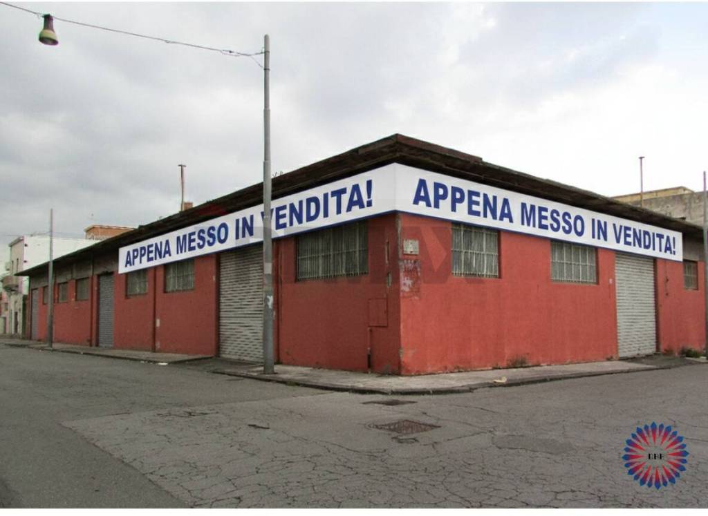 negozio in vendita a Riposto